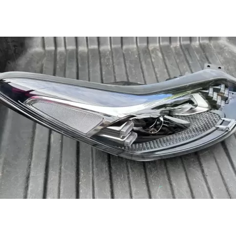 F192152610 фара передняя KIA Sportage 2018