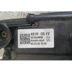 J992121020 фара передня Hyundai Kona 2018