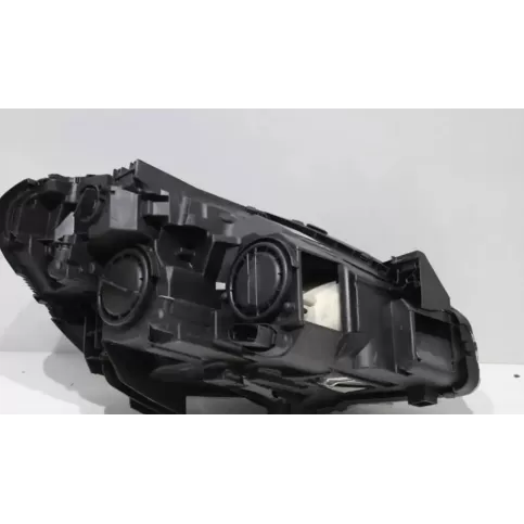 LE10A6228 фара передняя Mercedes-Benz B W246 W242 2011