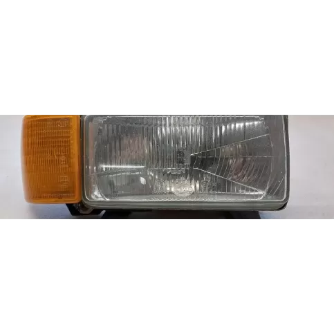 002121718 фара передняя Audi 80 90 B2 1980