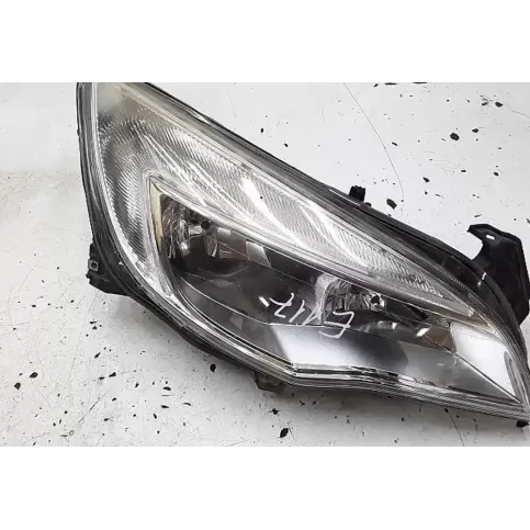 0100110400020084 фара передняя Opel Astra J 2012