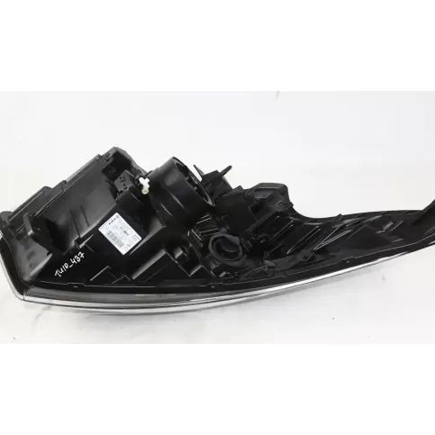 011565015 фара передняя Opel Vivaro 2015