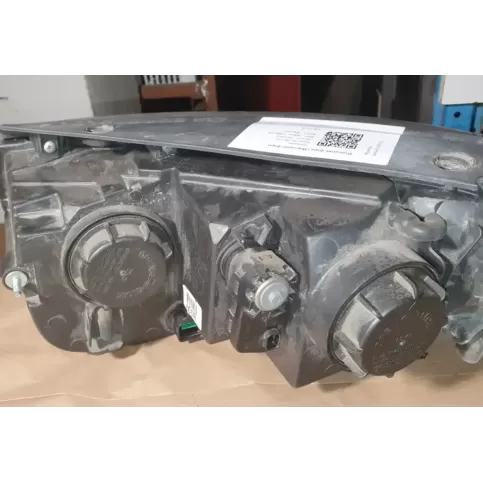02A011A00DC00HRPL фара передняя Hyundai Santa Fe 2007