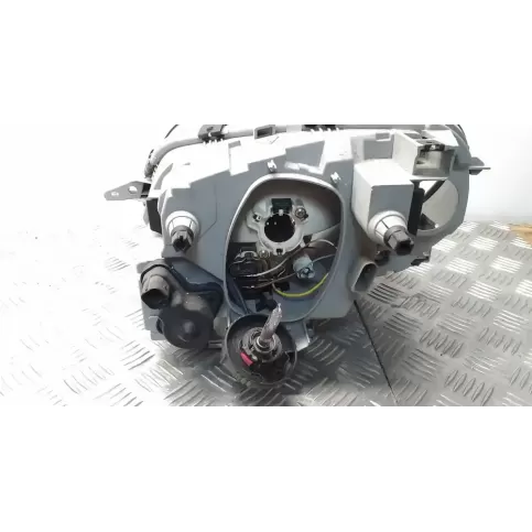 0301097272 фара передняя Mercedes-Benz SLK R170 2000