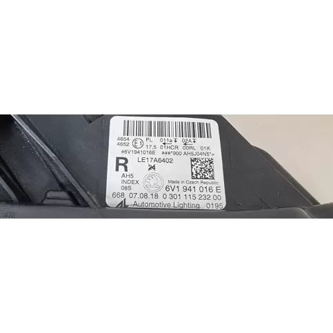 030111523200 фара передняя Skoda Fabia Mk3 (NJ) 2018