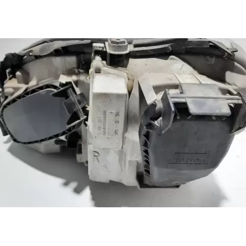 0301153272 фара передняя Mercedes-Benz S W220 1998