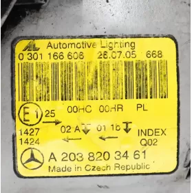 0301166606 фара передняя Mercedes-Benz C W203 2005