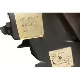 030118261100 фара передняя Seat Alhambra (Mk1) 2004