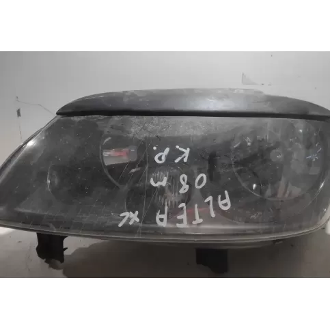 0301205207 фара передняя Seat Altea XL 2007