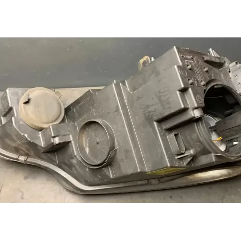 030124872100 фара передняя Skoda Yeti (5L) 2010