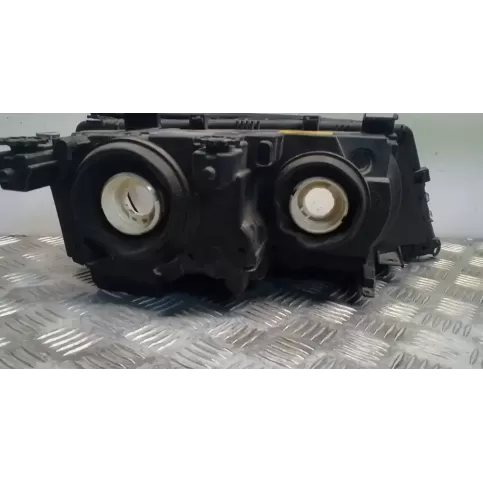 0302488003 фара передняя BMW 3 E46 2005