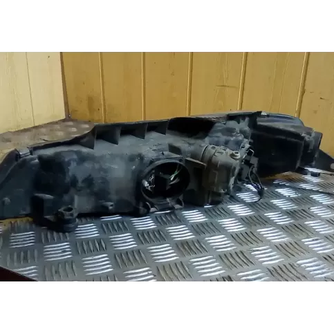 085501123R фара передняя Peugeot 406 2002
