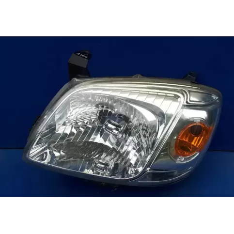 10016681 фара передняя Mazda BT-50 2009