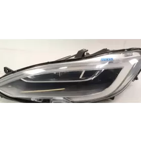 106504500A фара передня Tesla Model S 2017