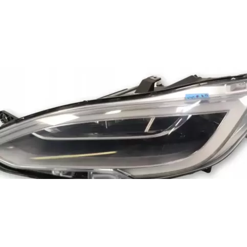 106504500A фара передня Tesla Model S 2017