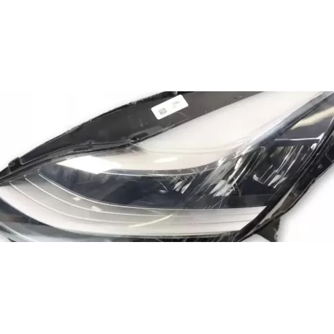 107737500C фара передня Tesla Model 3 2017