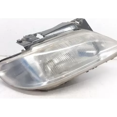 1152096 фара передня Citroen Xsara 2000