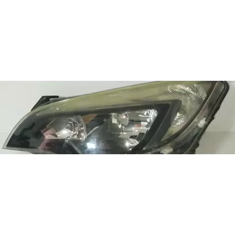 13297722 фара передняя Opel Astra J 2009