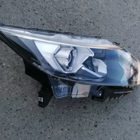 13899R фара передняя Nissan Qashqai 2014