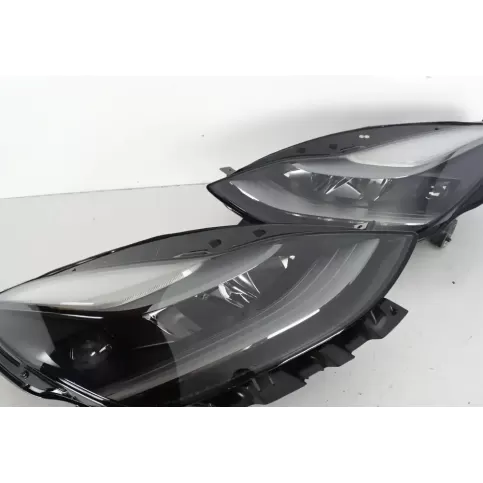 1415953-00-D фара передняя Tesla Model Y 2020