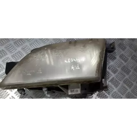 1652169716521697 фара передняя Chevrolet Venture 1998