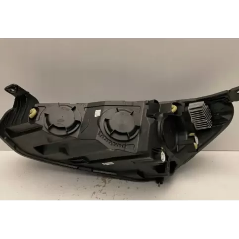 1X7B13E014CC фара передняя Ford Focus 2019