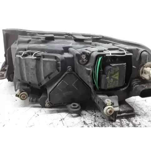 24675600 фара передня Skoda Superb B5 (3U) 2005