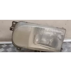 260607C009 фара передняя Nissan Serena 1991