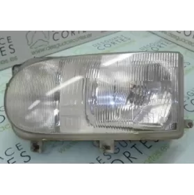 260608C005 фара передняя Nissan Serena 1991