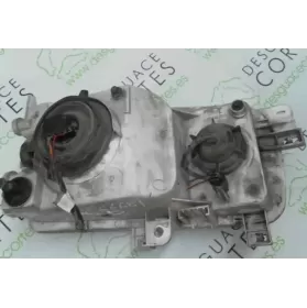 260608C005 фара передняя Nissan Serena 1991