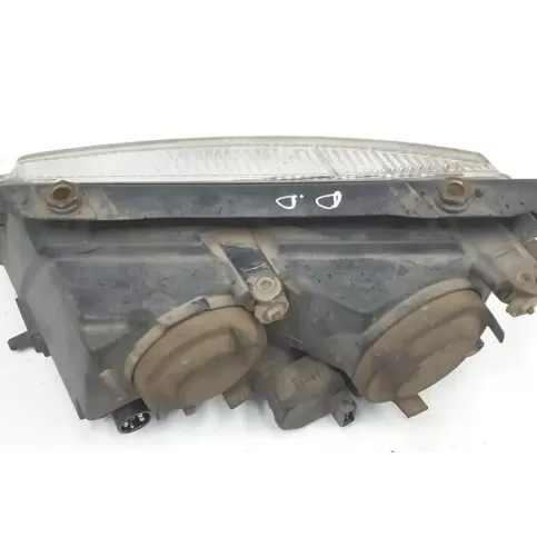 3B0941018M фара передняя Volkswagen PASSAT B5 2000