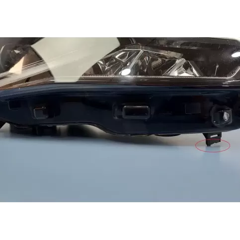 5FJ941008D фара передняя Seat Tarraco 2019