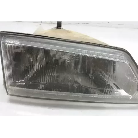 6205P4 фара передня Peugeot 106 1991