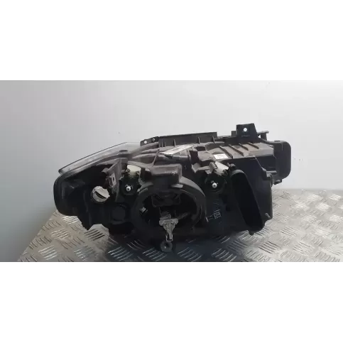 63117259527 фара передня BMW 3 F30 F35 F31 2015