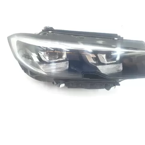 63118496150 фара передняя BMW M3 2018