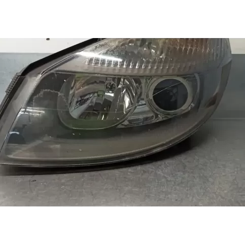 7701064142 фара передня Renault Scenic II - Grand scenic II 2004