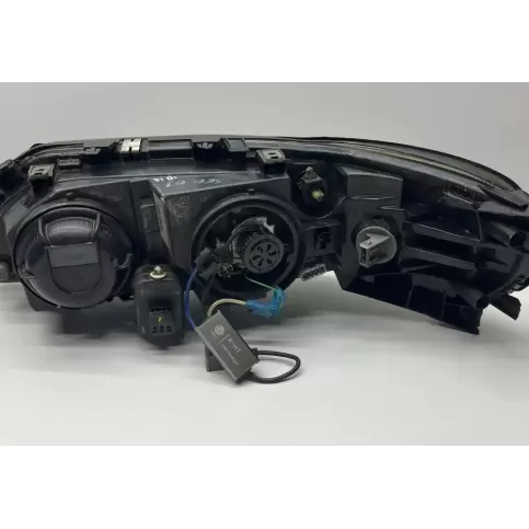 89007860 фара передняя Volvo S60 2003
