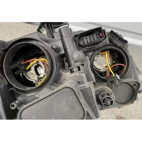 8K0941029AF фара передня Audi A4 S4 B8 8K 2008