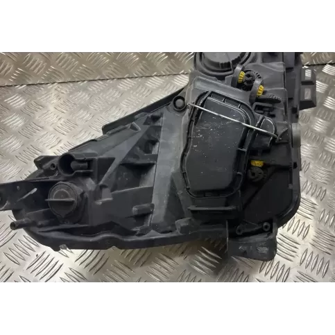 900202150TA2 фара передня Opel Corsa D 2010