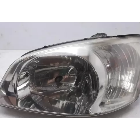 921011C030 фара передняя Hyundai Getz 2002