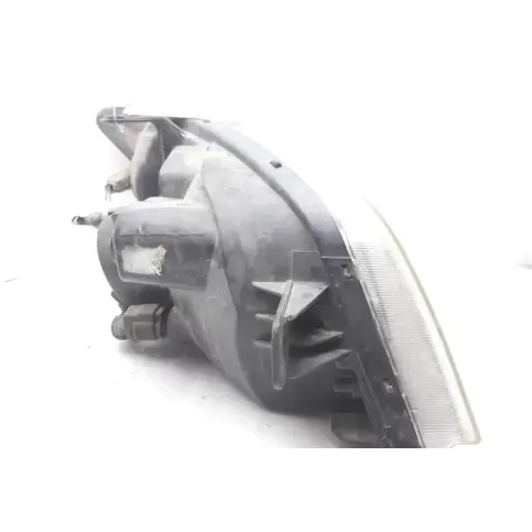 921011C030 фара передняя Hyundai Getz 2002