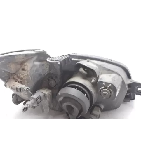 921011C030 фара передняя Hyundai Getz 2002