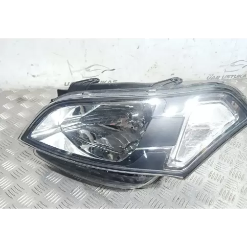 921012KXXX фара передняя KIA Soul 2010