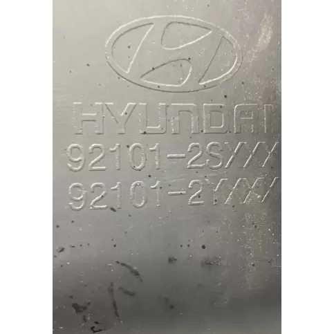 921012YXXX фара передня Hyundai ix35 2015