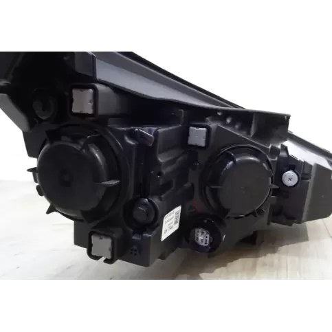 92101G4510IGA фара передня Hyundai i30 2019