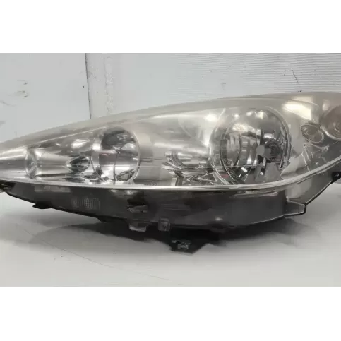 965616258000 фара передняя Peugeot 308 2009