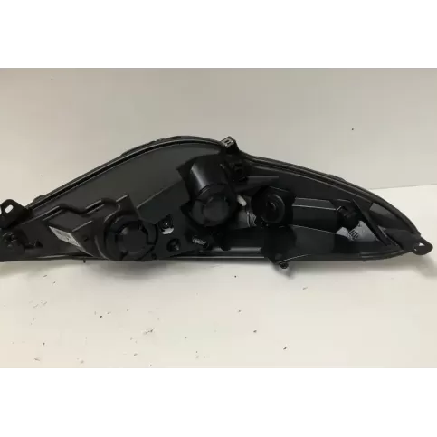 968660678000 фара передняя Peugeot 206 CC 2006