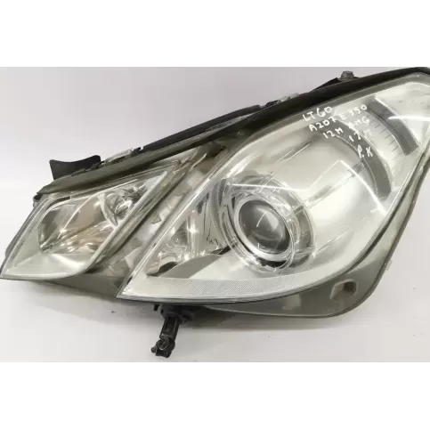 A2078200139 фара передняя Mercedes-Benz E A207 2012