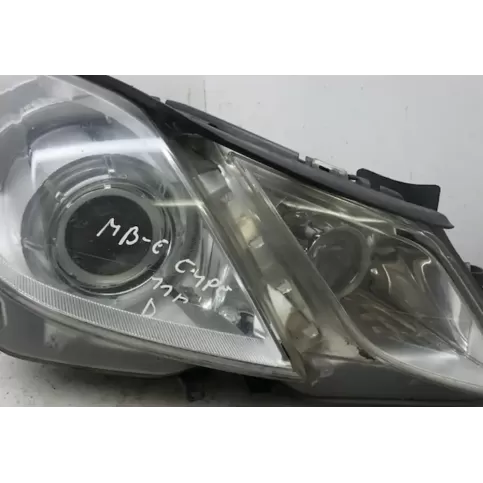 A2078204461KZ фара передняя Mercedes-Benz E C207 W207 2011