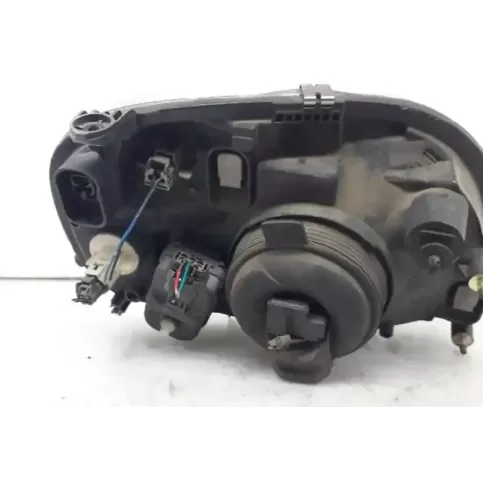 B60606F620 фара передняя Nissan Micra 1992